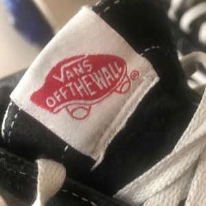 Meet your Posher, Helen